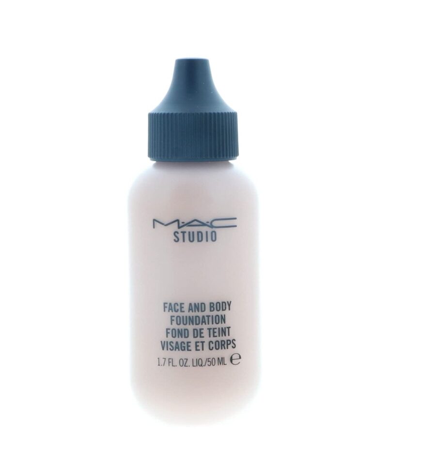 Mac Studio Fix Fluid Liquid foundation With Broad Spectrum SPF 15 Protection. - Image 4