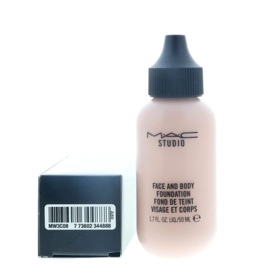 Mac Studio Fix Fluid Liquid foundation With Broad Spectrum SPF 15 Protection. - Image 3